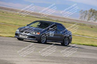 media/Mar-30-2025-Speed Ventures (Sun) [[39e6b1441d]]/Yellow/Front Straight/